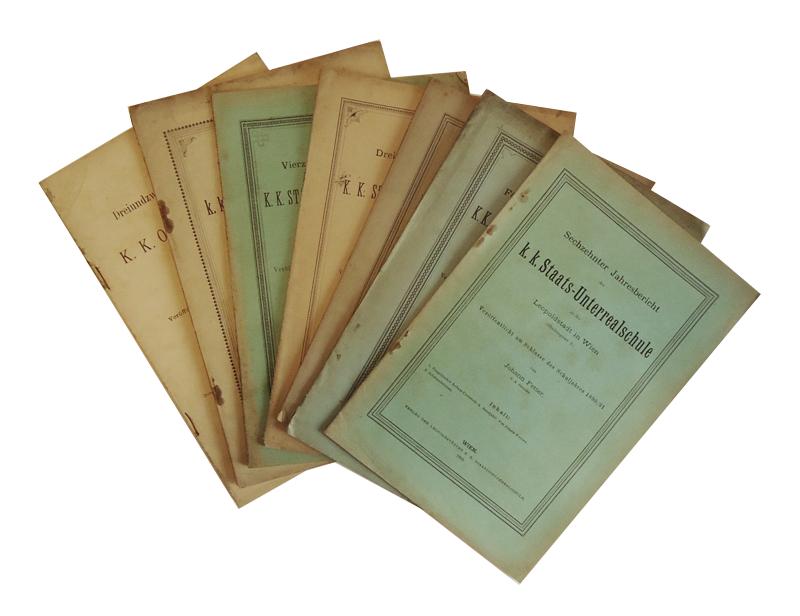 8 Jahresberichte der k.k. Staats-Unterrealschule in der Leopoldstadt in Wien. Veröffentlicht von Johann Fetter bzw. Wilhelm Kukula, 1885-1894 (ohne 1887, 1893)